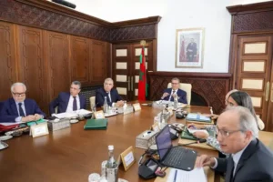 4-1-300x200 بلاغ جديد من رئاسة الحكومة