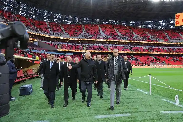 222 عبد اللطيف حموشي يشرف على جاهزية الأمن لمباراة نهائي كأس أمم إفريقيا 2025 (صور)