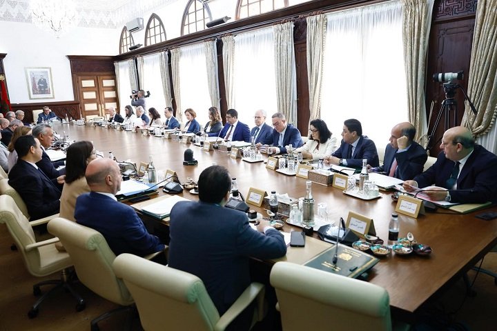 7 بلاغ جديد من رئاسة الحكومة